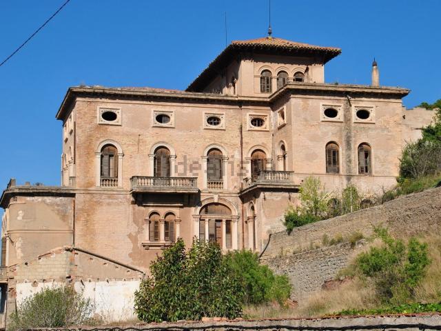 Chalet, Manresa