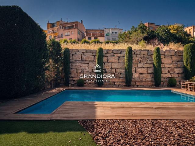 Chalet, Manresa