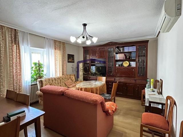Chalet, Manzanares