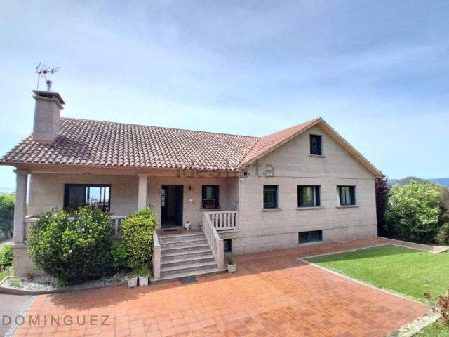 Chalet, Marin