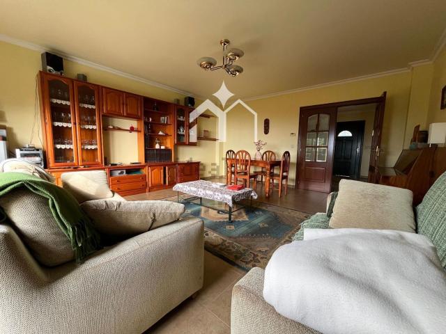 Chalet, Marin