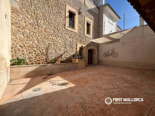 Chalet, Maria de la Salud