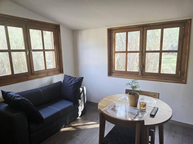 Chalet meublé indépendant au milieu des oliviers –Ventabren proche d’Aix en Provence – 800 € CC