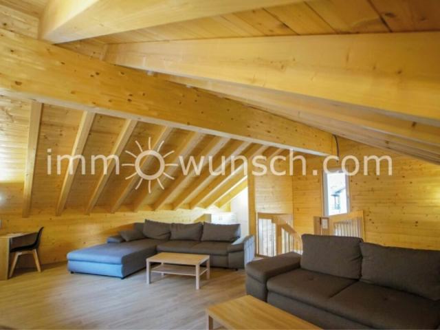 Chalet «Mezzo» in Selma modern, hell, mit Gartenbereich und Parkplatz