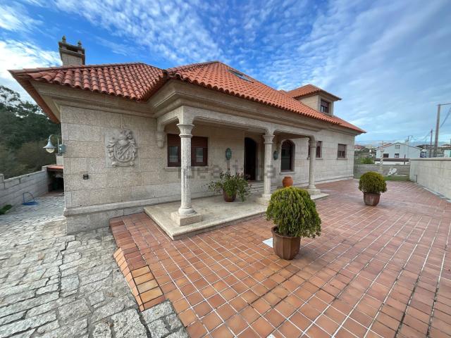 Chalet, Meaño