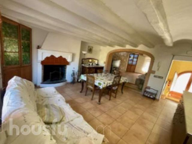 Chalet, Mediona