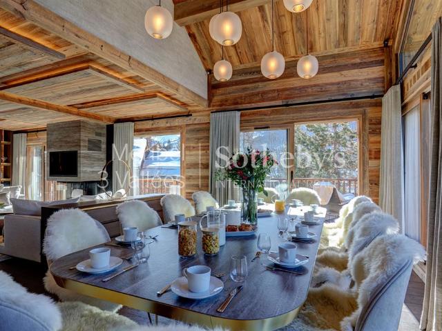 Chalet Menor Piscine et sauna dans un écrin de luxe et de confort