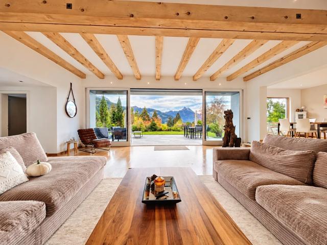 Chalet mit atemberaubender Aussicht und außergewöhnlichem Potenzial