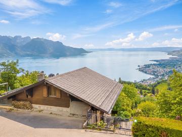 Chalet mit aussergewöhnlichem Panoramablick auf den Genfersee!
