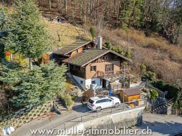 Chalet mit aussergewöhnlicher Aussicht auf Bauland in Grandvaux