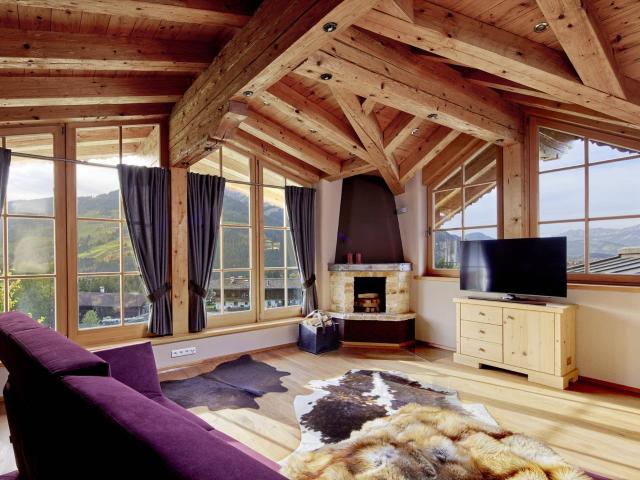 Chalet mit alpinem Panorama und höchstem Wohnkomfort 06749