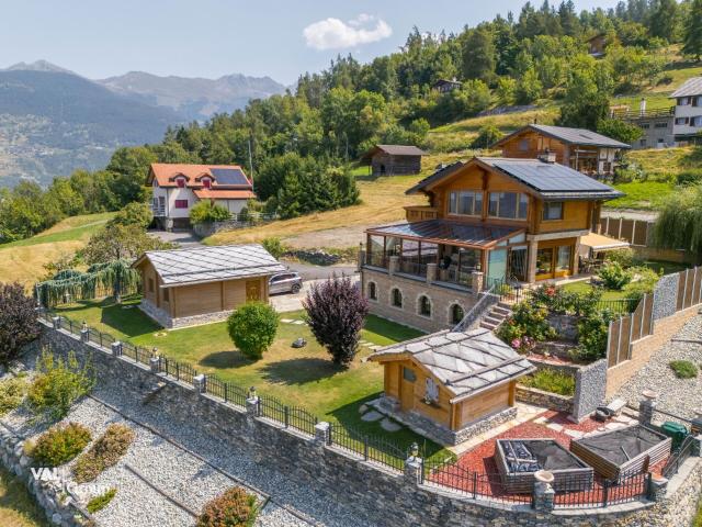 Chalet mit einem außergewöhnlichen Panorama, sublimiert von Liebe und Leidenschaft