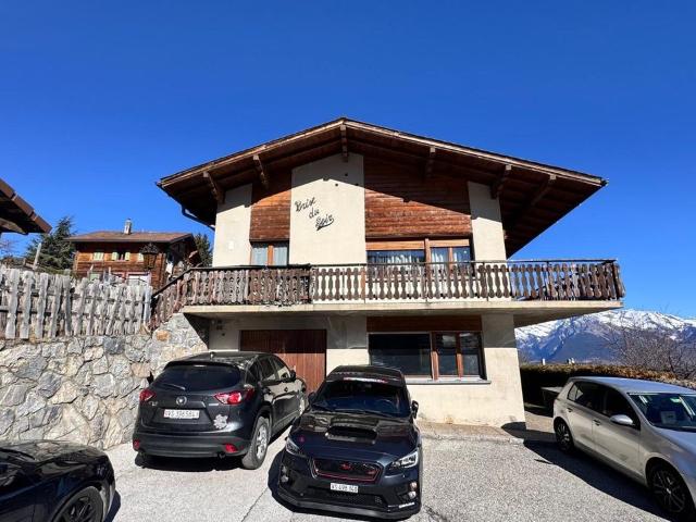 Chalet mit 2 Ferienwohnungen in Nendaz