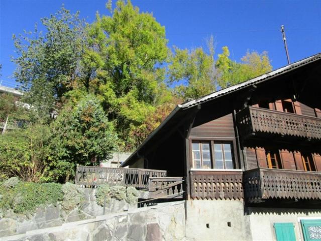 Chalet mit 3 Wohnungen ideal für Rücksendungen!