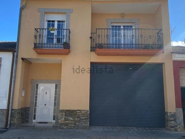 Chalet, Miajadas