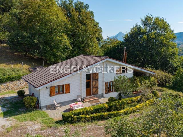 Chalet, Mutiloa
