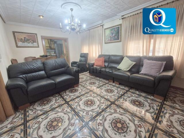 Chalet, Mutxamel