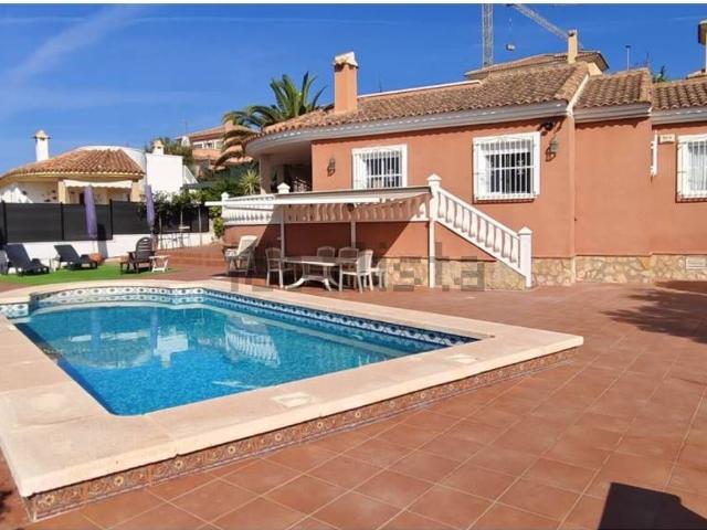 Chalet, Mutxamel