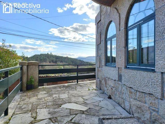 Chalet muy amplio con finca y garaje