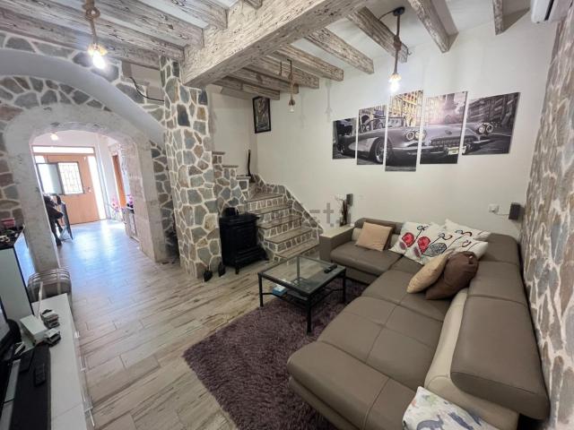Chalet, Muro