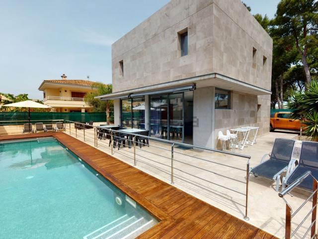 Chalet, Muro