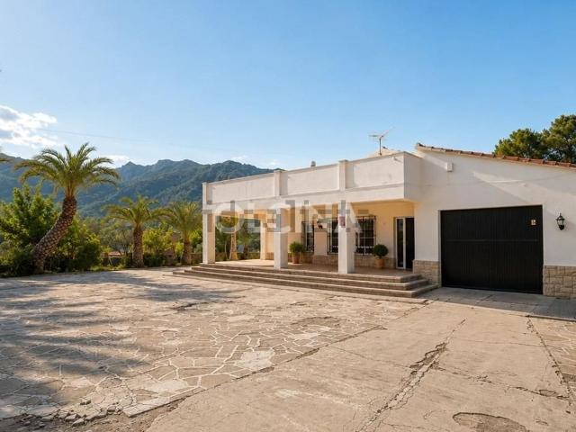 Chalet, Muro del Alcoy