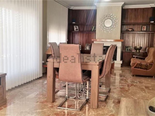 Chalet, Muro del Alcoy