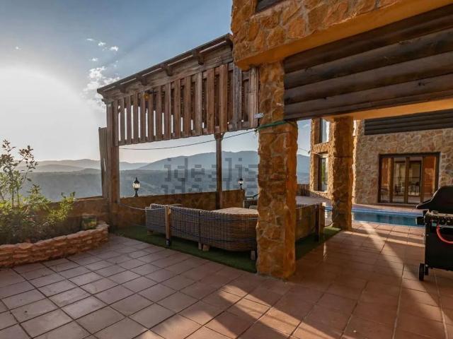 Chalet, Murtas
