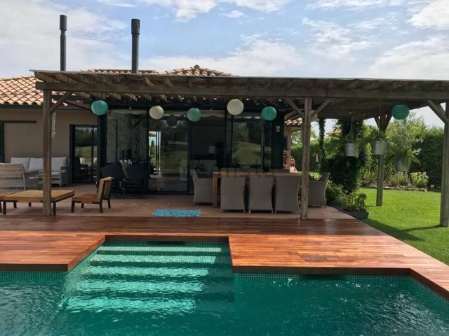Chalet, Navata