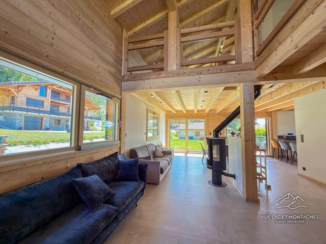 Chalet de 150 m² sur 1025 m² de terrain Fessy 74890