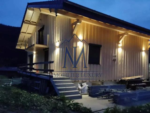 Chalet neuf sur la commune d'Onnion