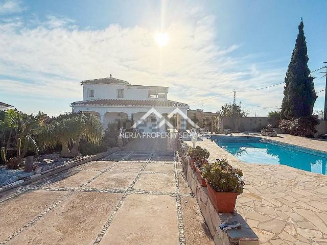 Chalet, Nerja