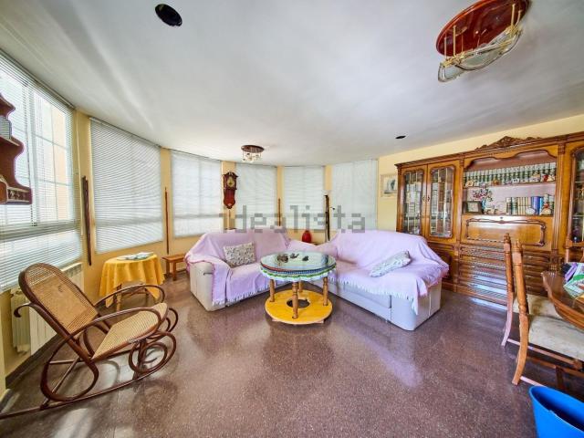 Chalet, Nivar