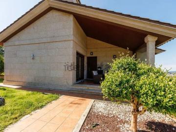 Chalet, Nigran