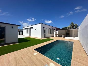 CHALET NUEVO A ESTRENAR CON PISCINA