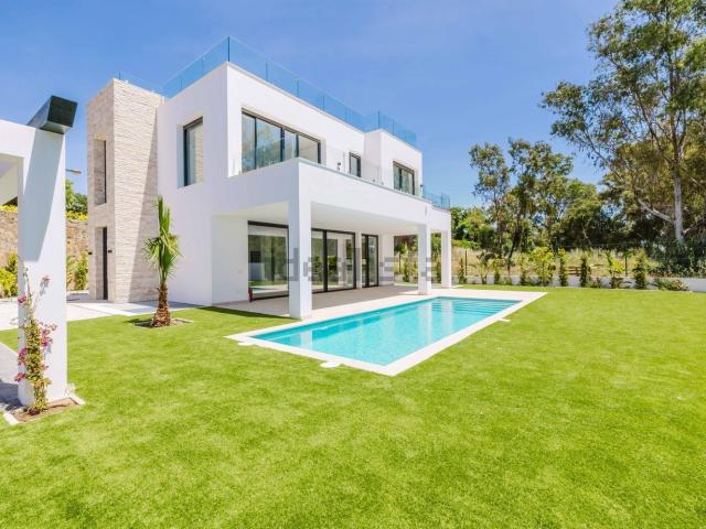 Chalet, Nueva Atalaya, Estepona