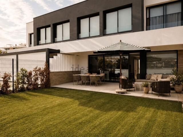 Chalet, Nueva Atalaya, Estepona