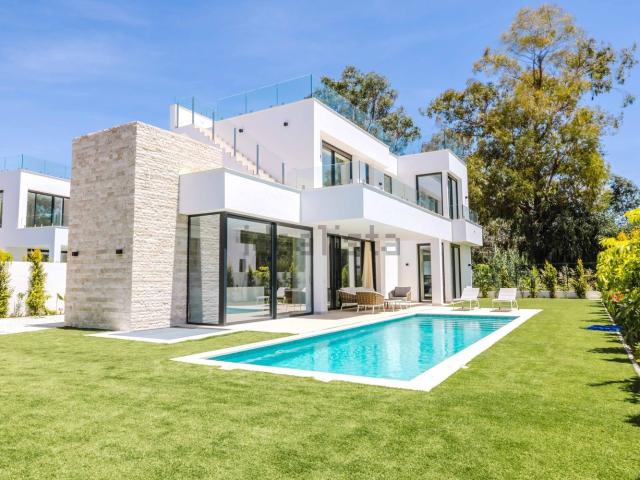 Chalet, Nueva Atalaya, Estepona