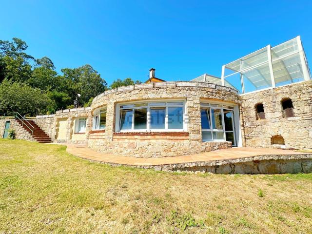 Chalet, Soutomaior