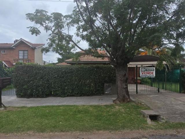 CHALET SOBRE DOS LOTES