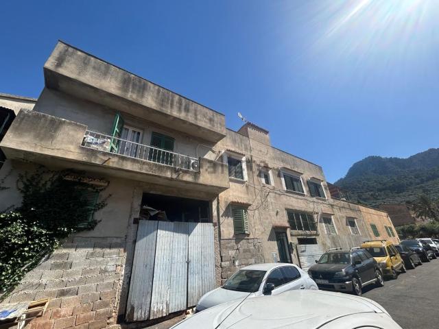 Chalet, Soller