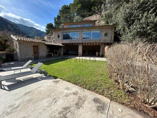 Chalet, Soller