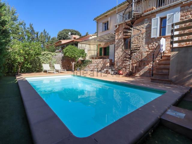 Chalet, Soller