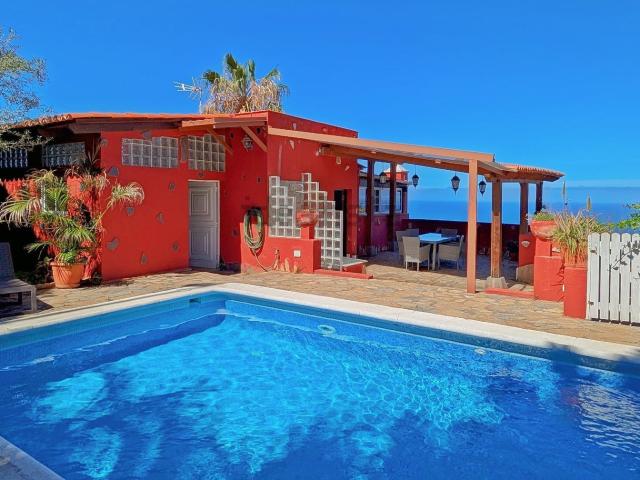 Chalet, Sauzal