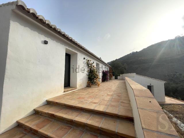 Chalet, Sayalonga