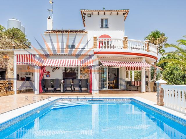 Chalet, Sayalonga