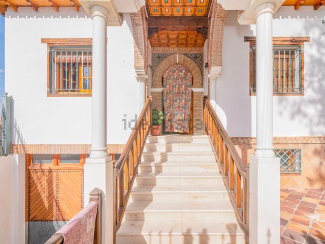 Chalet, Salar