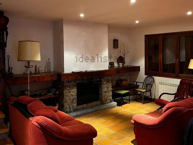 Chalet, Saldes
