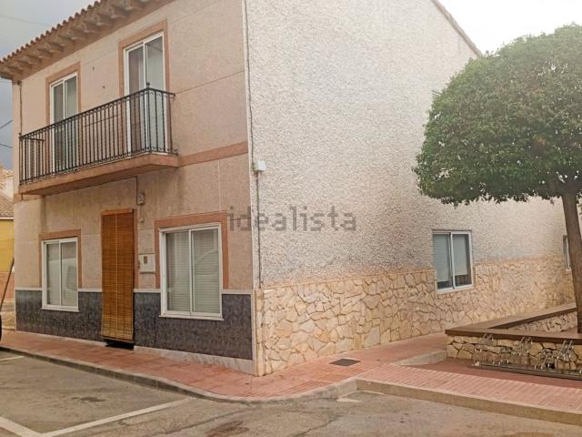 Chalet, Salinas