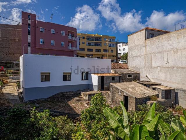 Chalet, San Andrés y Sauces
